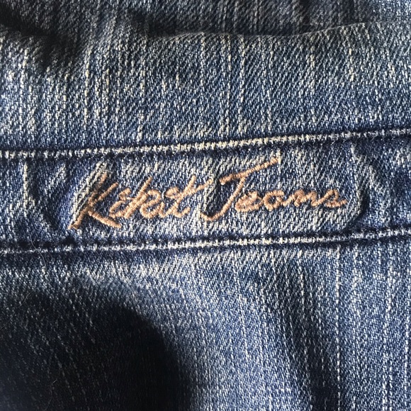 Embroidery and Sequin Floral Jean Denim Jacket - Picture 4 of 5